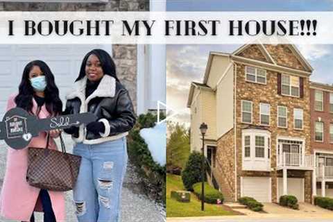 Empty House Tour | First Time Homebuyer at 27 | Luxury Townhouse/ Condo