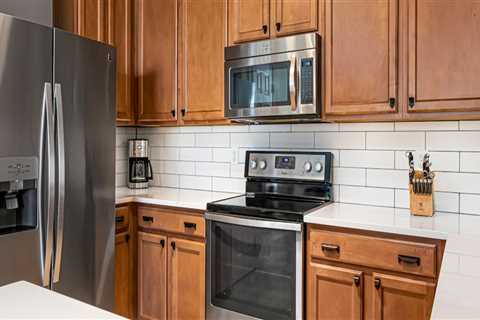 Painting Your House Cabinets: How A Professional Cabinet Painter In Calgary Can Help?