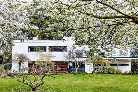 The Historic Home of British Composer Sir Arthur Bliss Lists to the Tune of £2.9M