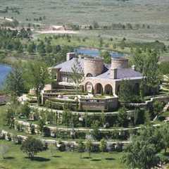 Late Oil Tycoon T. Boone Pickens’ Massive Texas Ranch Finally Sells After A $60 Million Price Cut