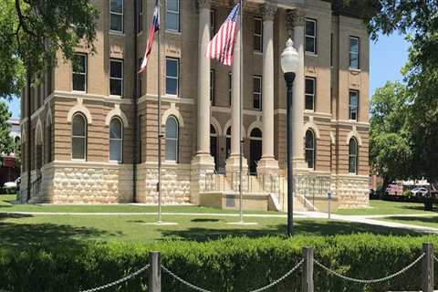 Understanding Commission Splits for Realtors in Hays County, Texas