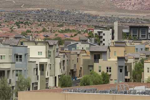 What are the Average Rental Yields for Properties in Clark County, Nevada?