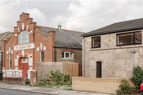 Cork Helps This Renovated Home Blend In Surprising Well With Its London Neighborhood