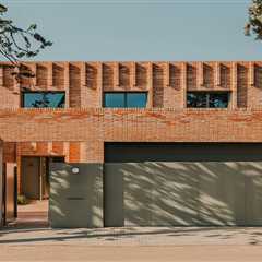 Flexibility Is at the Forefront of This Brick Home in Barcelona