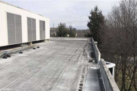 How to Know If Your Flat Roof Needs Recoating