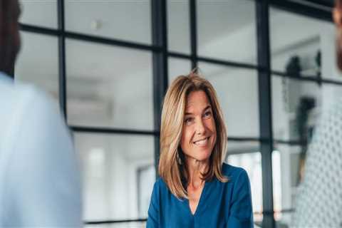 How Realtors Simplify the Paperwork and Legal Process in Real Estate Transactions